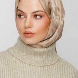 KUM BEJİ KAZAYAĞI DESEN İPEKSİ JAKAR ŞAL
