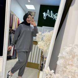 KESİK DETAYLI VE BASKILI SPOR TAKIM ANTRASİT