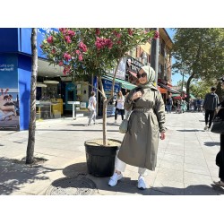 METAL AKSESUARLI TRENÇKOT HAKİ