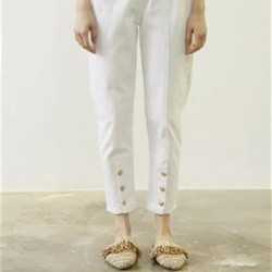 ÖN DÜĞME DETAYLI MOMJEAN BEYAZ