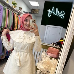 VESPA TAŞ İNCİ YAKALI GÖMLEK EKRU