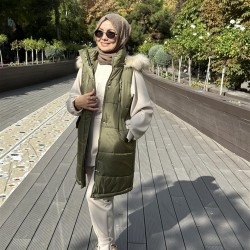 PELUŞ KAPŞON DETAYLI ŞİŞME YELEK HAKİ 