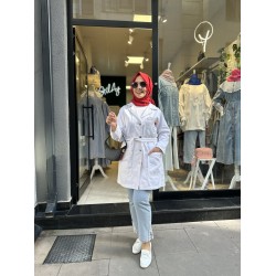 ÇİÇEK PUL DETAYLI DENİM CEKET BEYAZ